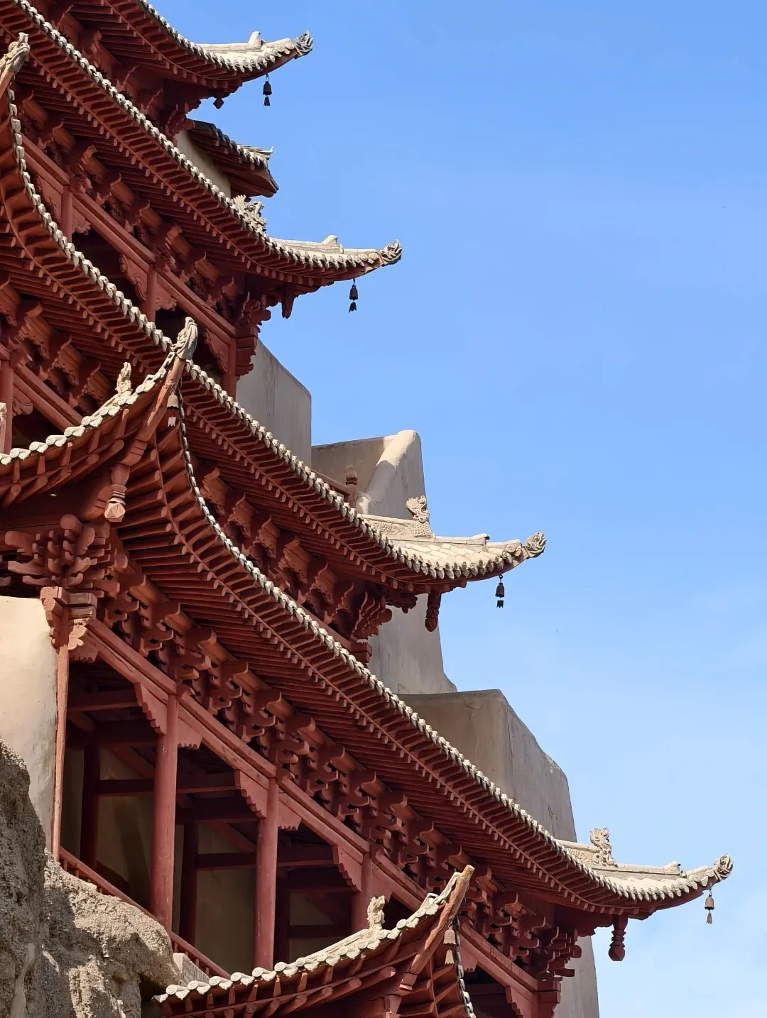 Discover the Art Along the Silk Road.